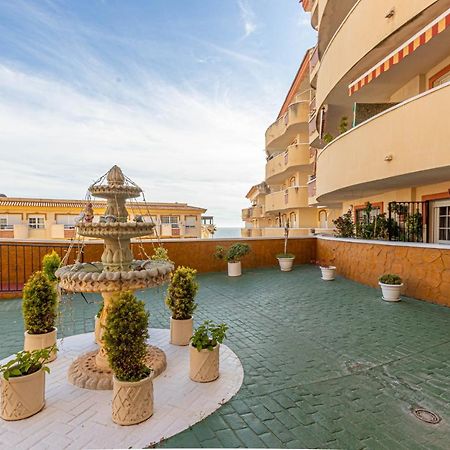 797 Holiday Rentals- Piso Con Amplia Terraza A Solo 1 Min De La Playa Benalmádena Kültér fotó