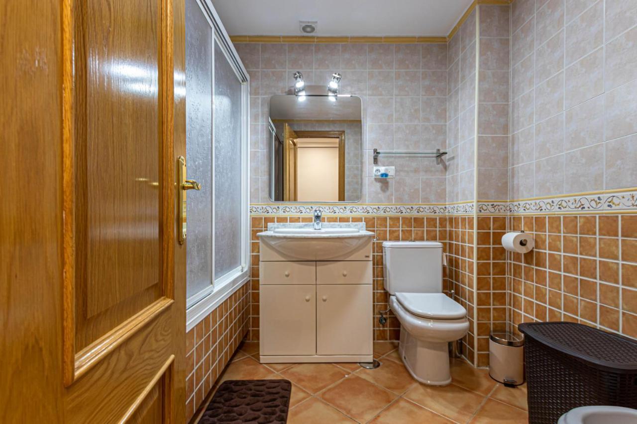 797 Holiday Rentals- Piso Con Amplia Terraza A Solo 1 Min De La Playa Benalmádena Kültér fotó