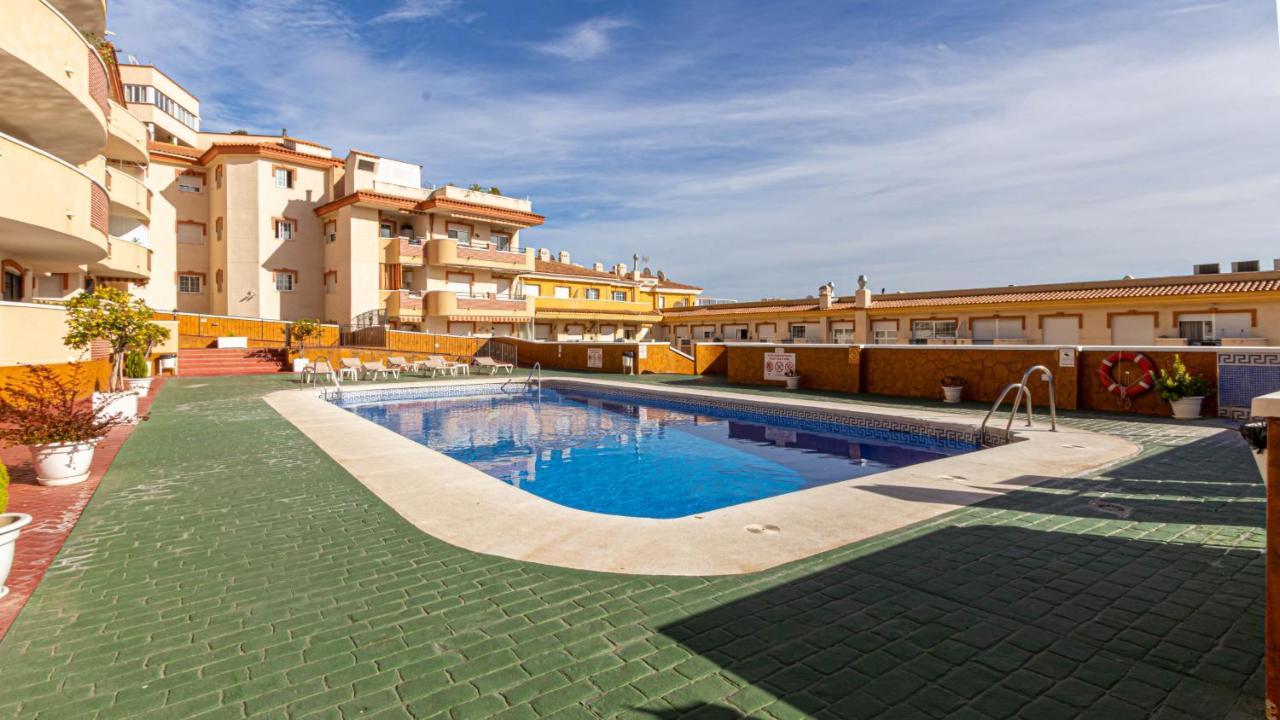 797 Holiday Rentals- Piso Con Amplia Terraza A Solo 1 Min De La Playa Benalmádena Kültér fotó