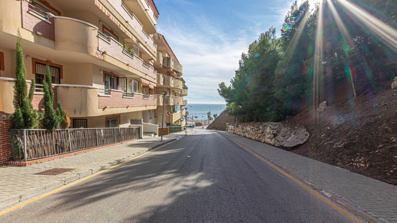 797 Holiday Rentals- Piso Con Amplia Terraza A Solo 1 Min De La Playa Benalmádena Kültér fotó