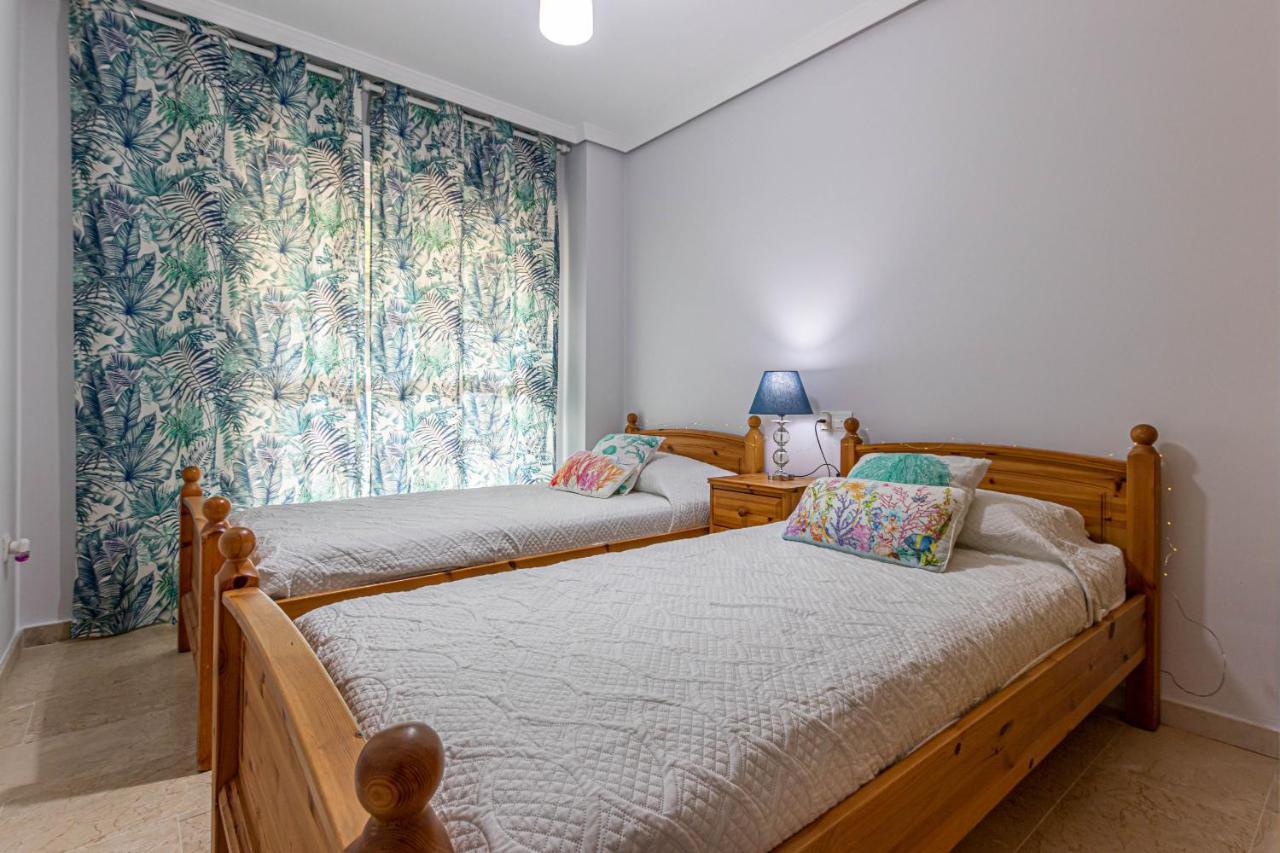 797 Holiday Rentals- Piso Con Amplia Terraza A Solo 1 Min De La Playa Benalmádena Kültér fotó