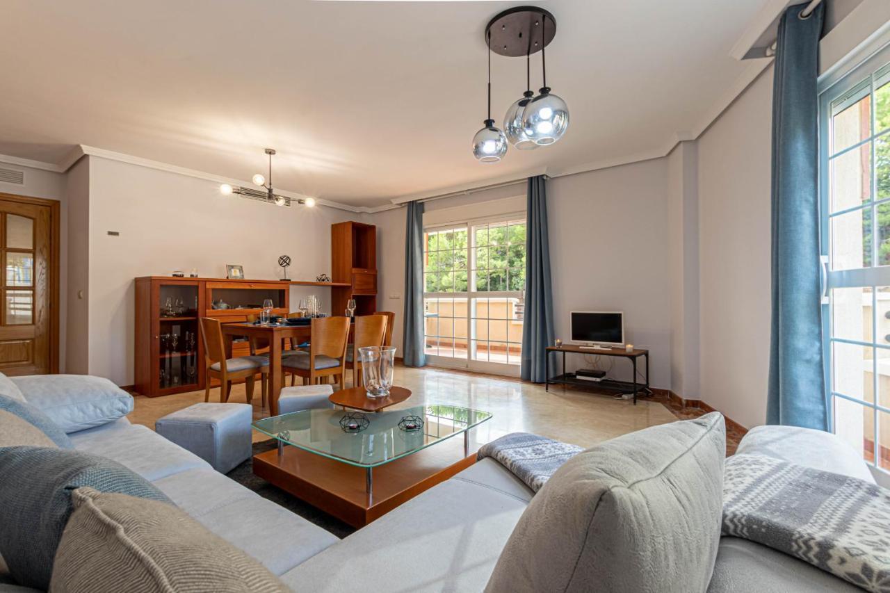 797 Holiday Rentals- Piso Con Amplia Terraza A Solo 1 Min De La Playa Benalmádena Kültér fotó